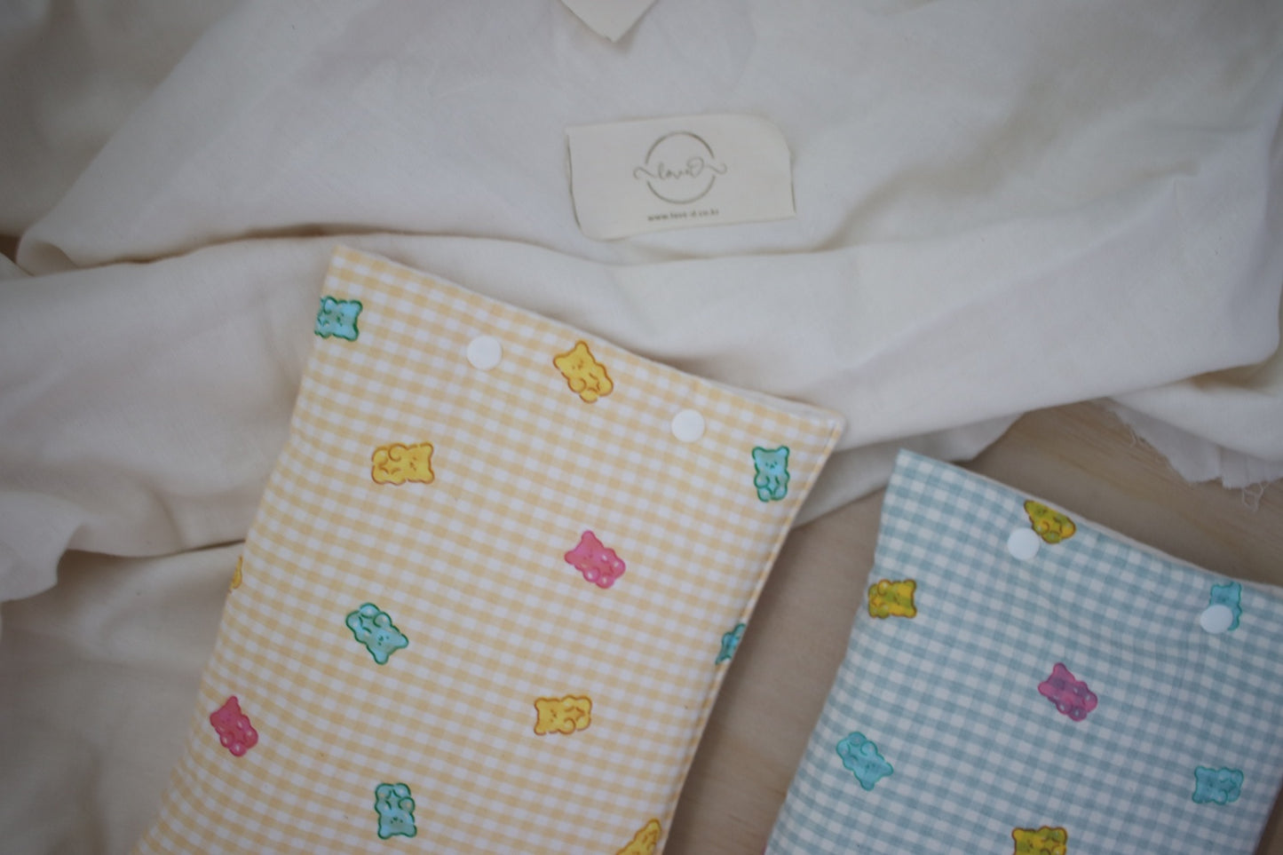 Ice Pouch - Checkered JellyBear *SG Exclusive Design*